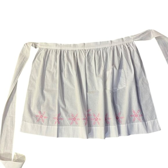 Vintage White Half Apron w/ Pink Embroidery – Handmade – Women’s Kitchen - Picture 12 of 13